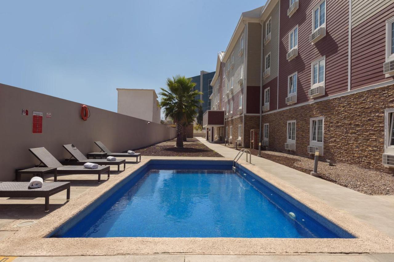 Extended Suites Saltillo Galerias ภายนอก รูปภาพ
