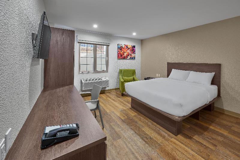 Extended Suites Saltillo Galerias ห้อง รูปภาพ
